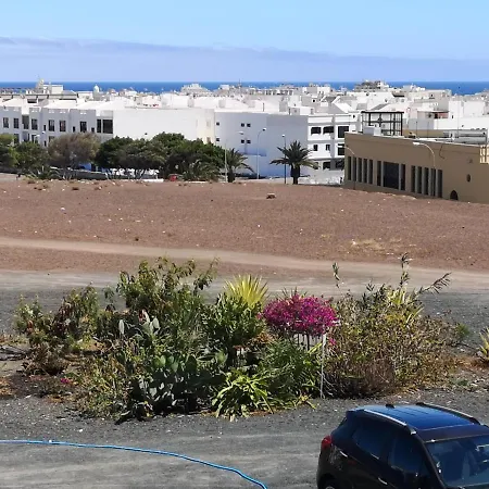 Bus Station Gæstehus Arrecife (Lanzarote)